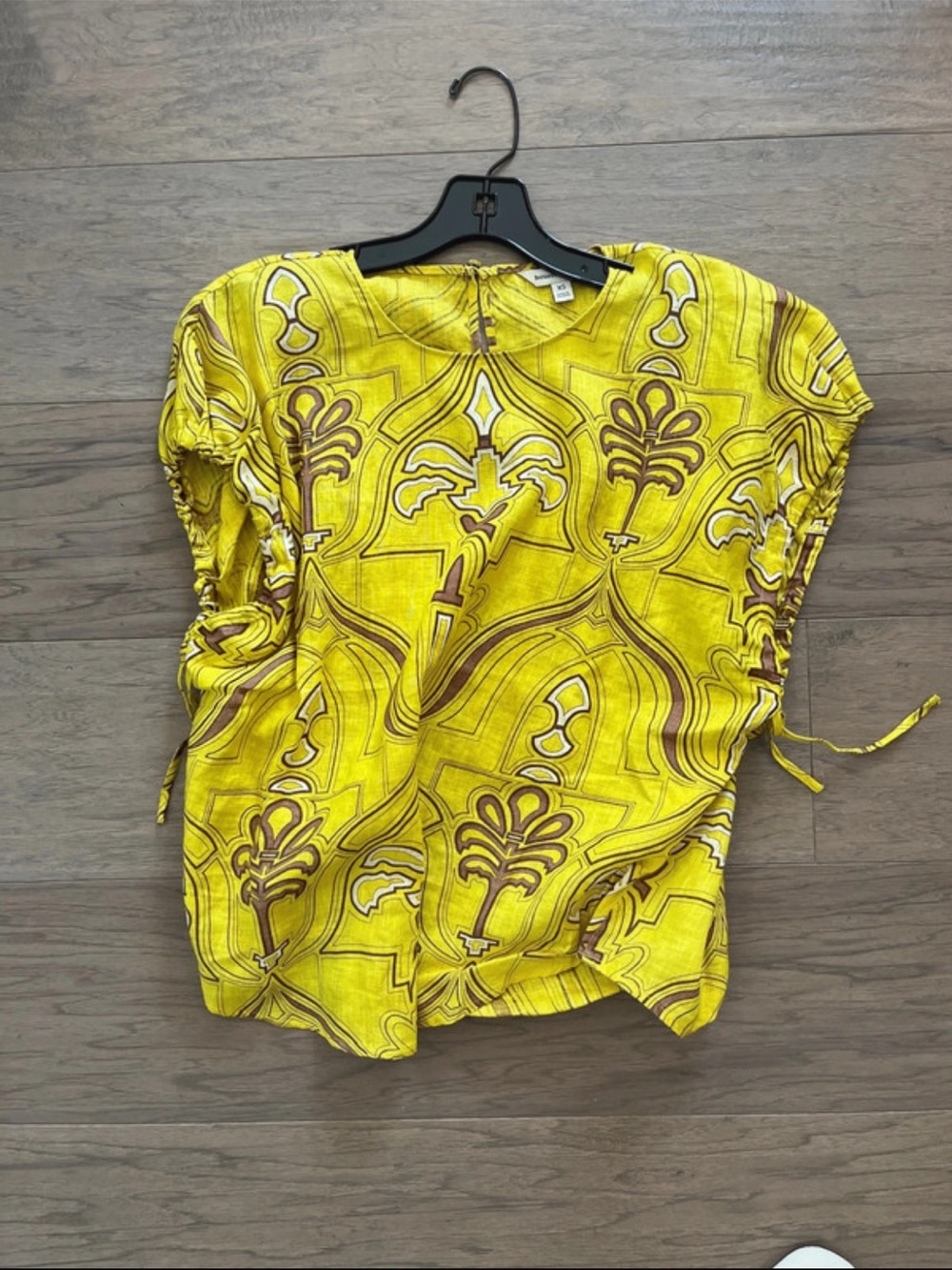 Banana Republic Yellow Patterned Short-Sleeve Blouse